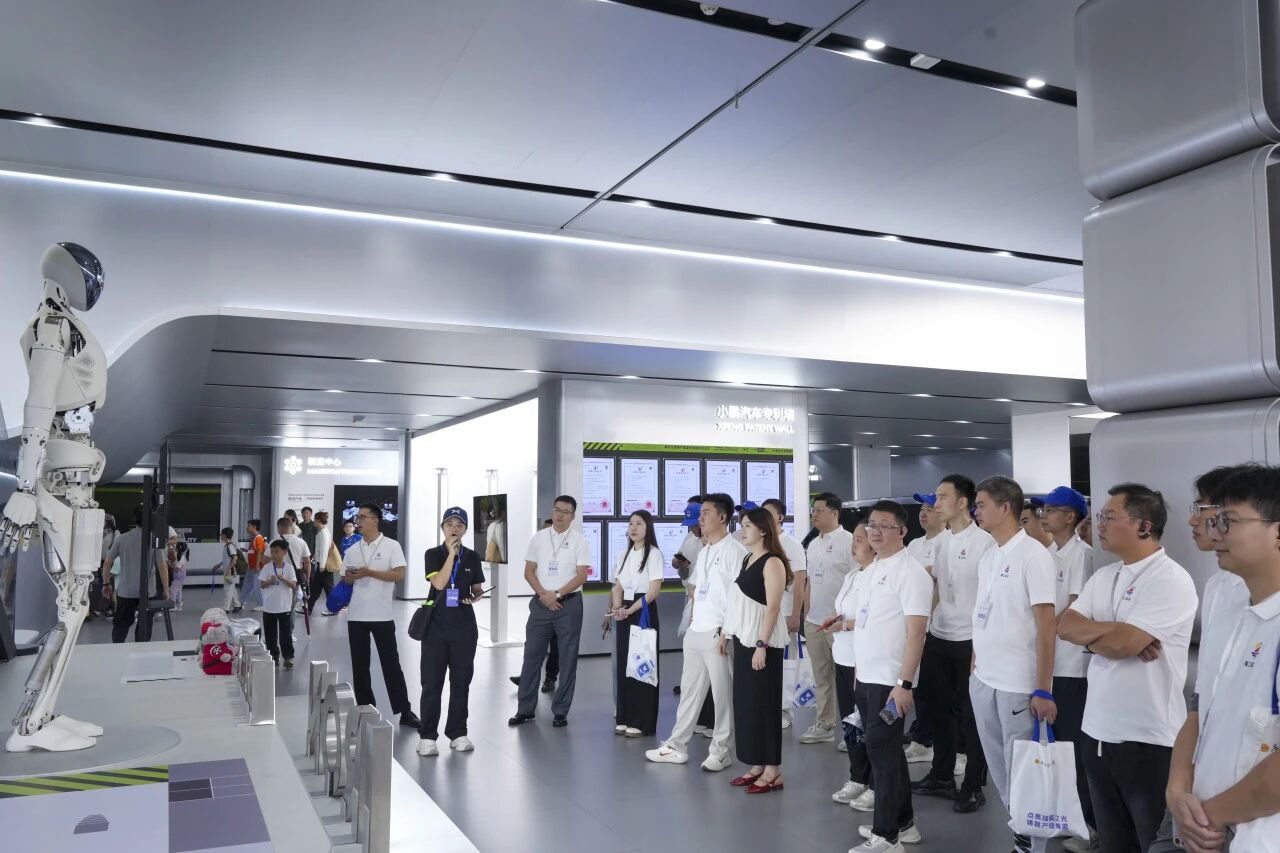 工会母校双向赋能 ，南华校友“智造研学行”圆满举行