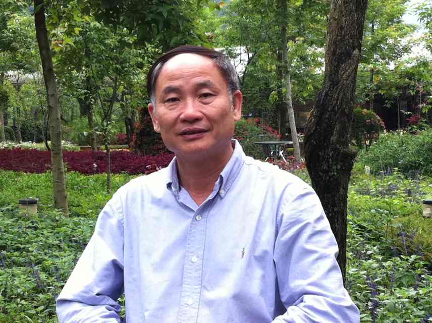 广东南华工商职业学院第二任校长  易江